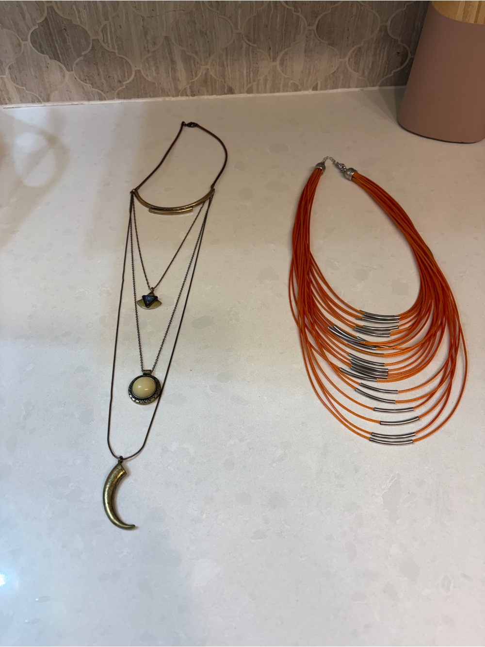 2 Fashion necklaces